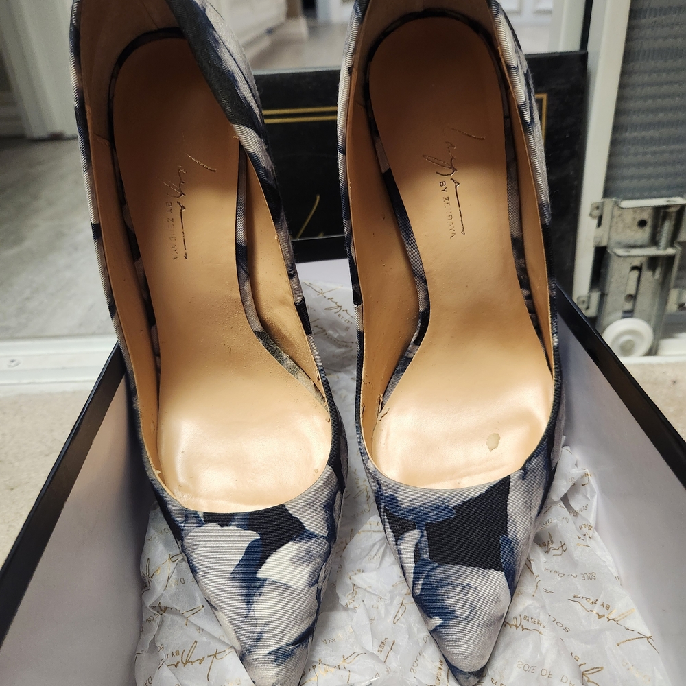 Elegant Blue and Black High Heel Shoes